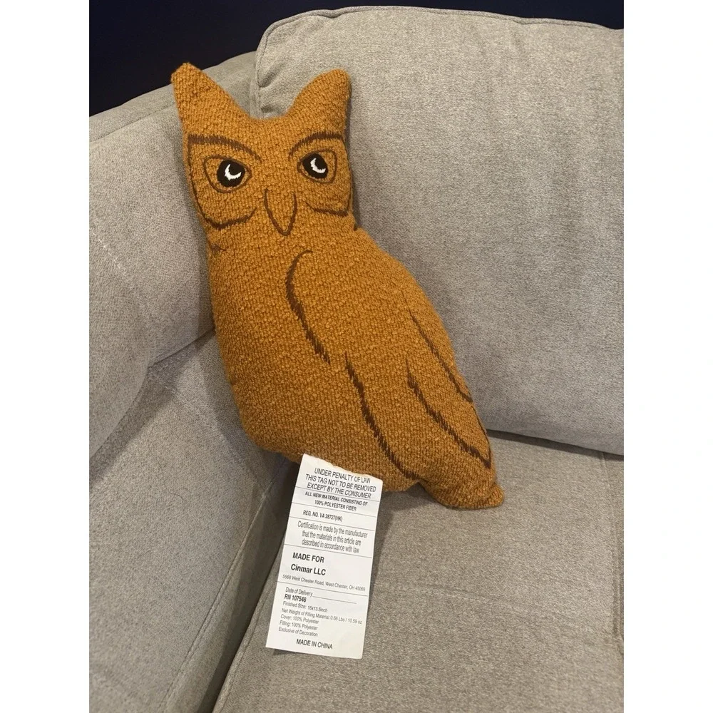 Grandin Road Tawny Owl Shaped Pillow Golden Brown 16 x 13.5 Knubby‎ Textured New